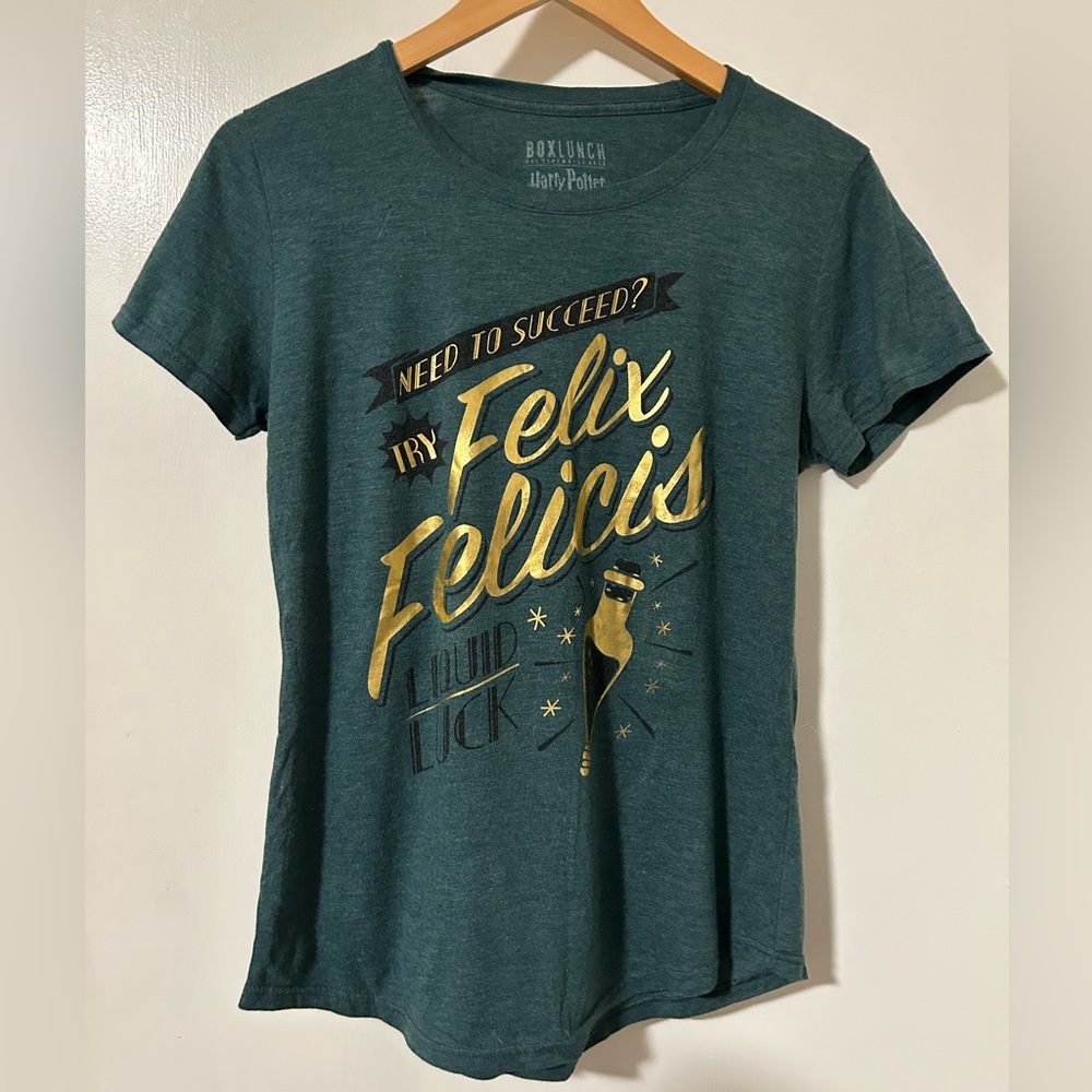 Box lunch Exclusive Harry Potter Felix Felicis Gold Foil Womens Shirt Medium